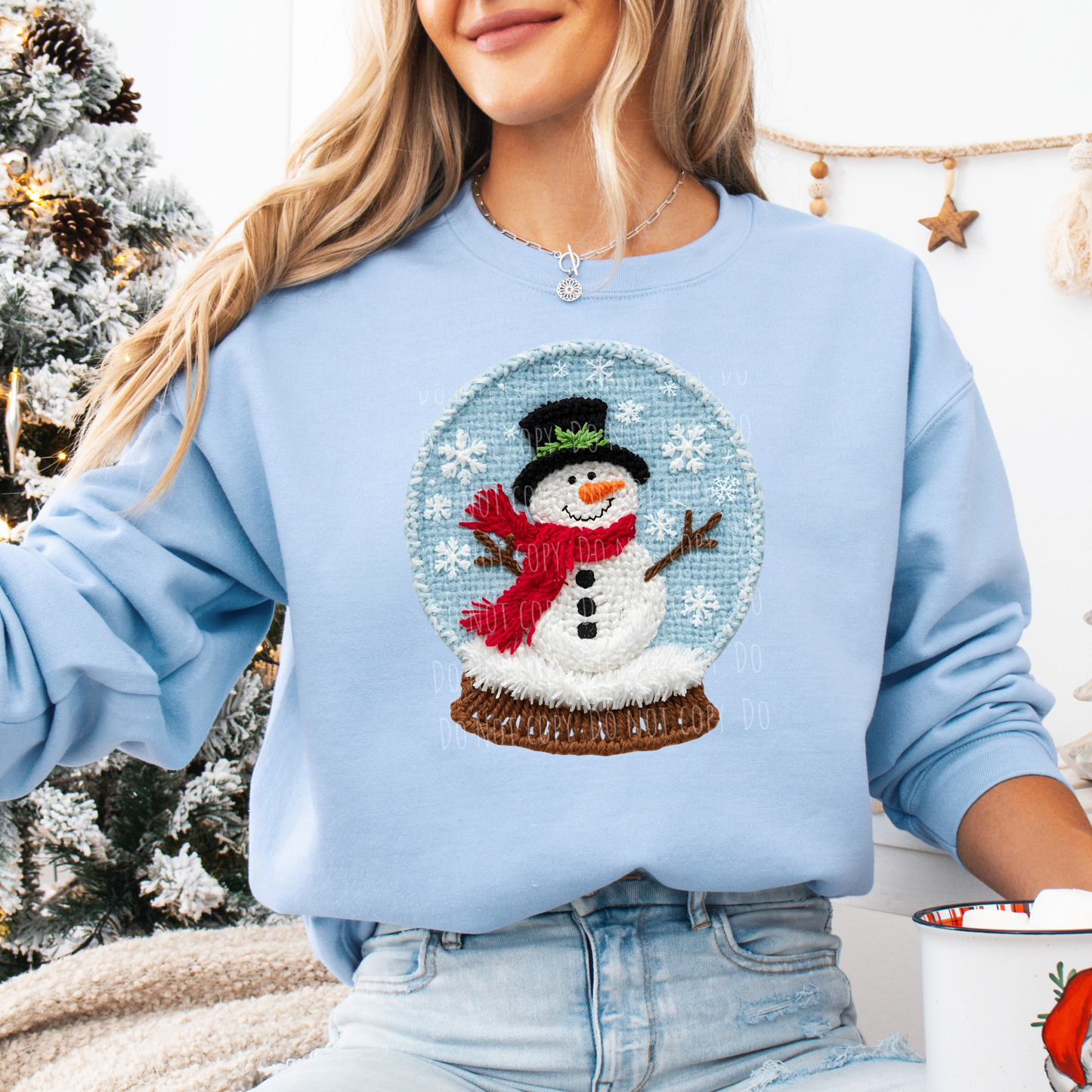 Faux Yarn Snowman Snow Globe