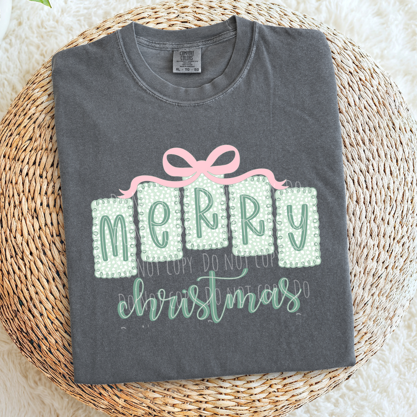 Dotted Coquette Merry Christmas Frames