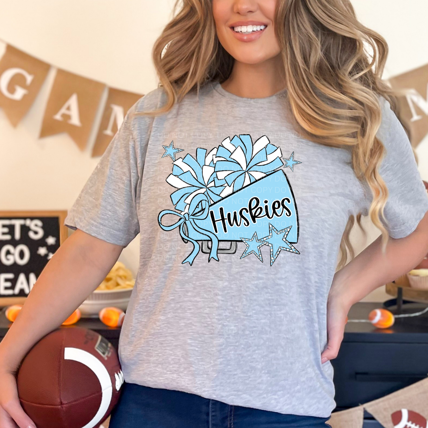 Huskies Megaphone (light blue)