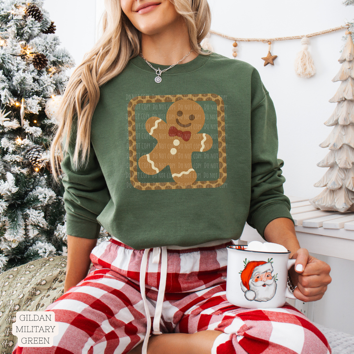Faux Yarn Leopard Frame Gingerbread Man
