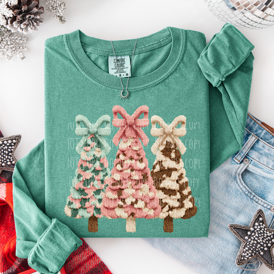 Latch Hook Coquette Christmas Trees