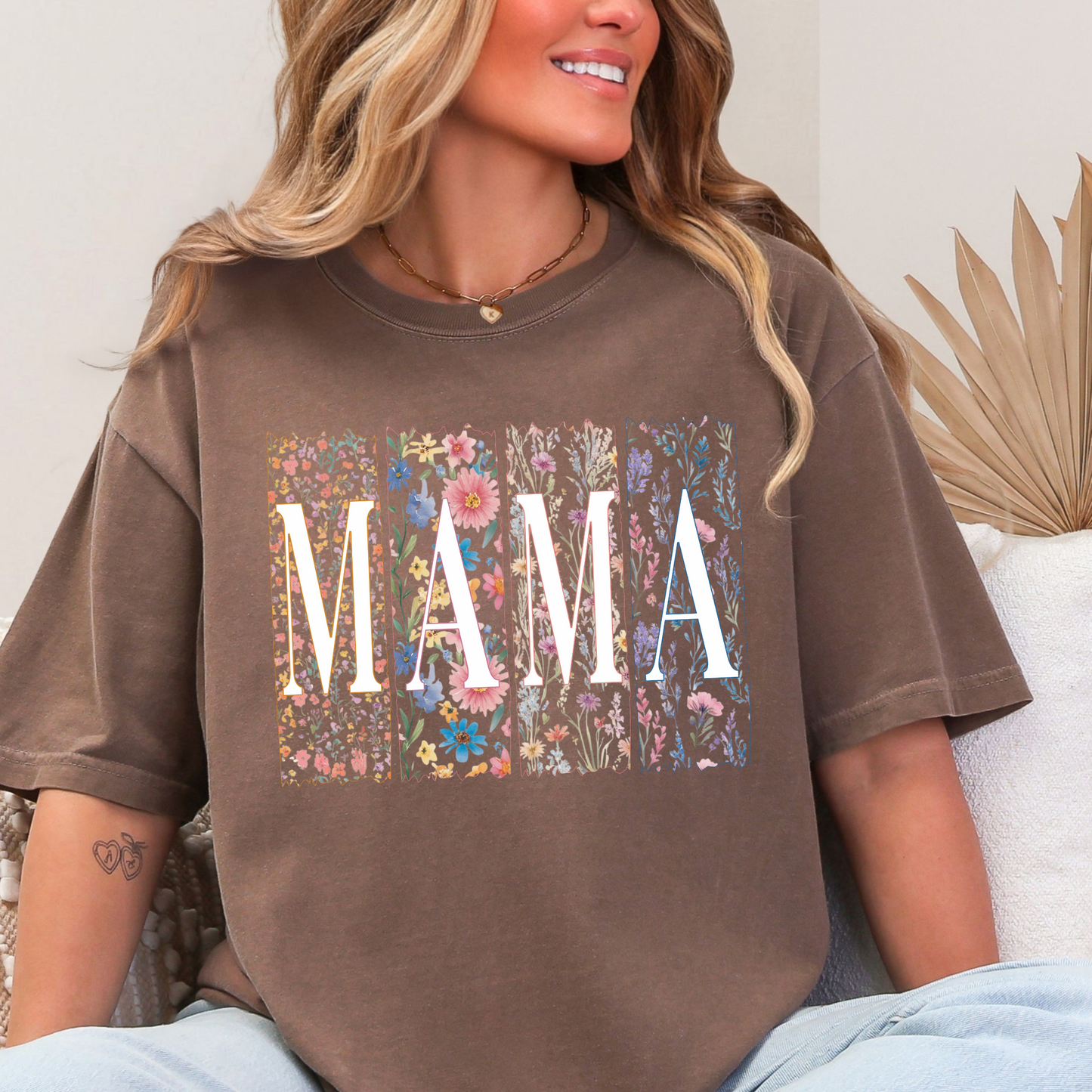 Mama Floral Background